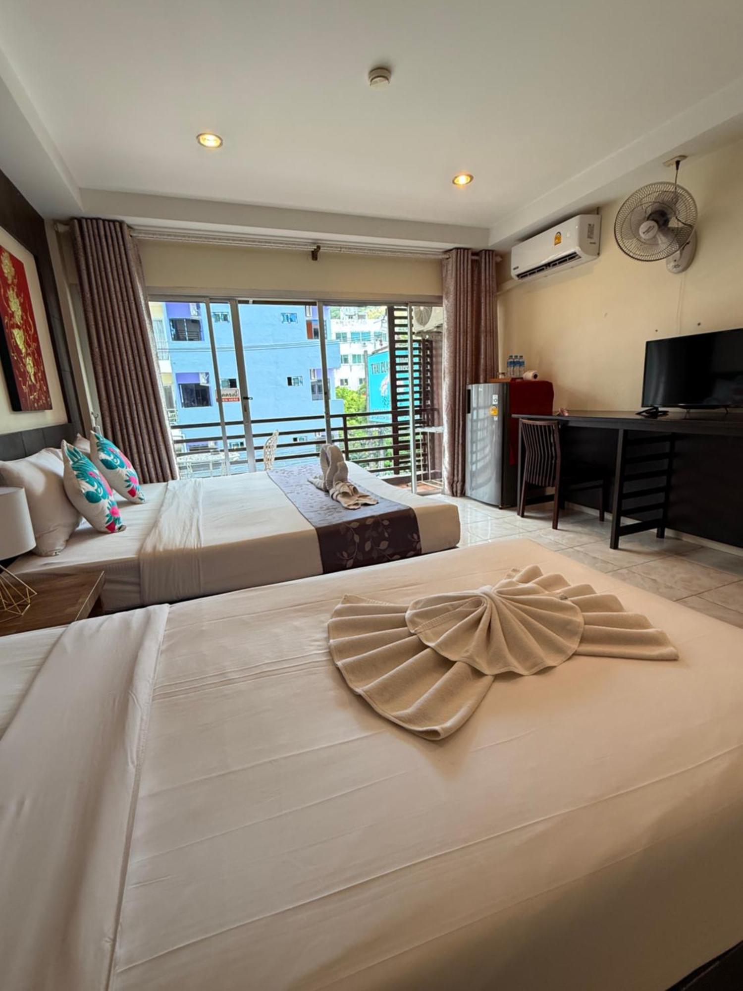 Thai Classic House Patong Екстер'єр фото
