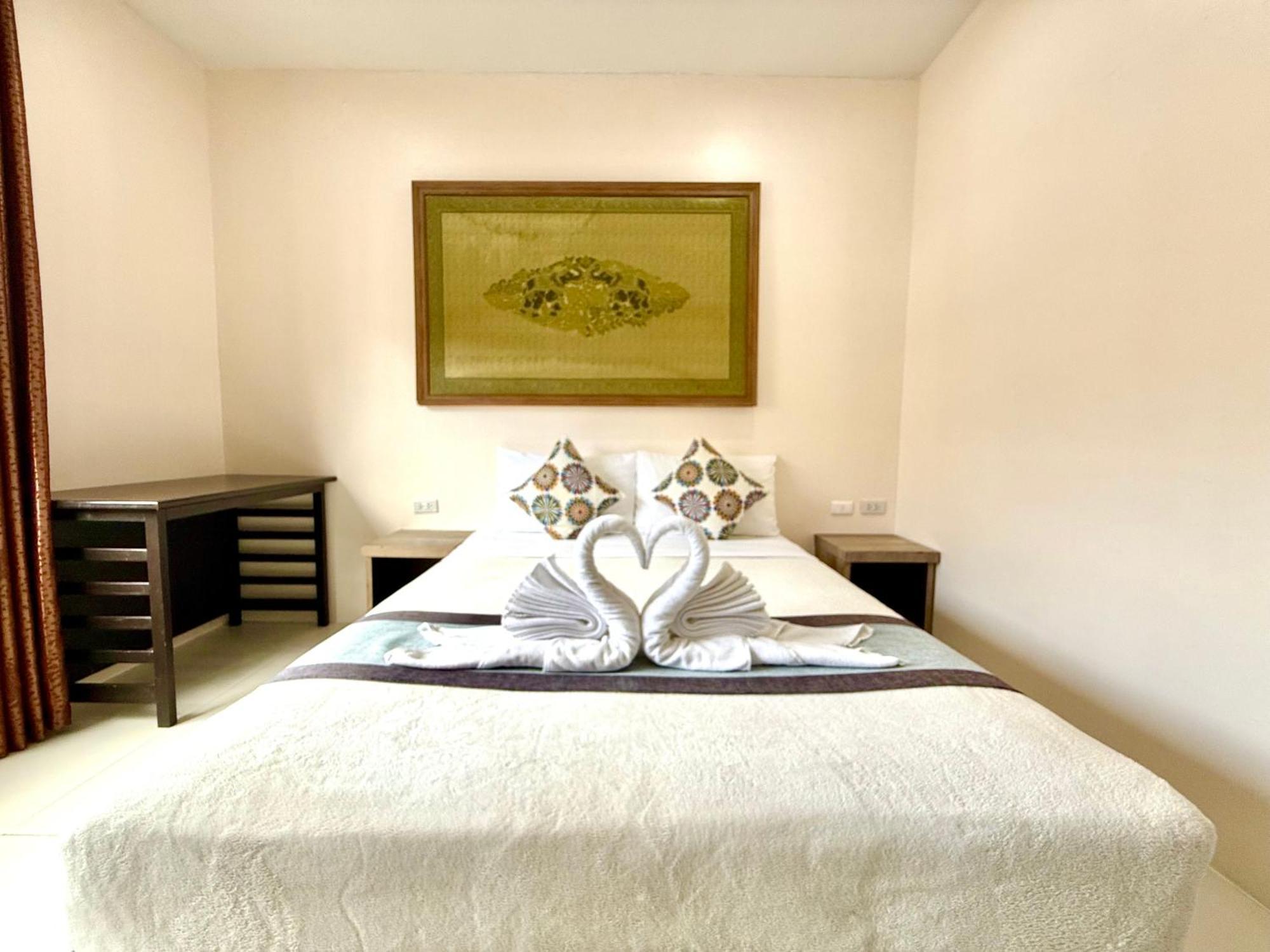 Thai Classic House Patong Екстер'єр фото